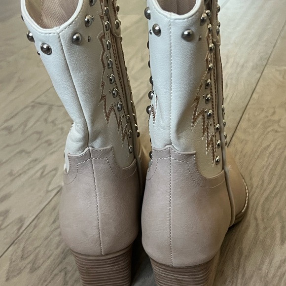 Dolce Vita Aledo Sand Multi Suede Studded Mid-Calf Western Boots - Picture 11 of 13